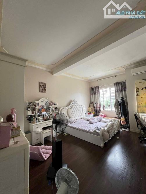 Bán nhà Văn Cao 3 tầng 90m giá 5 tỷ 8 hướng Đông ngõ ô tô - 3