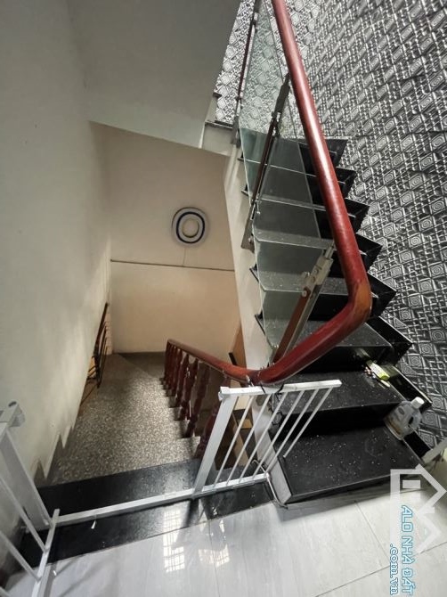 BÁN NHÀ - HẺM XE TẢI – KẾ BÊN TÊN LỬA – NHÀ MỚI Ở NGAY (53M2) 4PN - CHỈ - 5.6 Tỷ: shr hcđ - 3