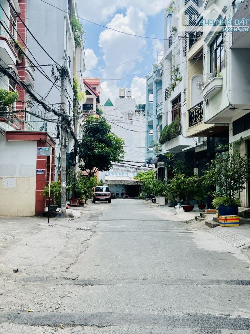 bán nhà hẻm 8m Nguyễn Hồng Đào, p14 ,Quận Tân Bình .DT:4x16m .5 tầng .9p .Gía :12.5 tỷ - 3