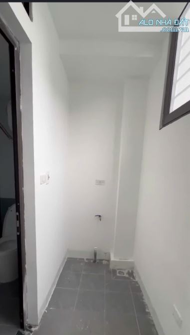 Cần bán căn hộ CCMN  Mễ Trì phường Mễ Trì Nam Từ Liêm giá 960 triệu - 3