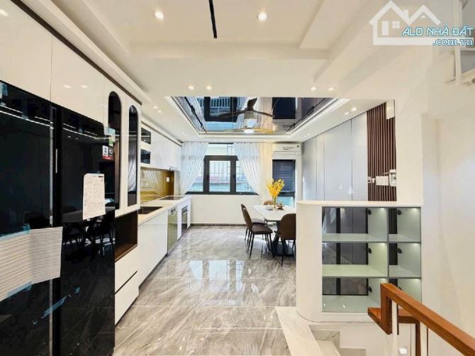 BÁN NHÀ SIÊU PHẨM 5 TẦNG – PHAN HUY ÍCH – 50M² -  8.6TỶ – HXH VÀO NHÀ – SỔ VUÔNG A4 - 3