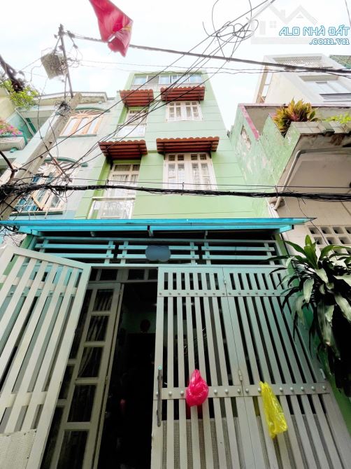 🏫❤SÁT MẶT TIỀN  TRƯỜNG SA -PHÚ NHUẬN-4TẦNG (3,7X10) THÔNG SỐ VÀNG NỞ HẬU 4M - CHỈ 6.95TỶ. - 3