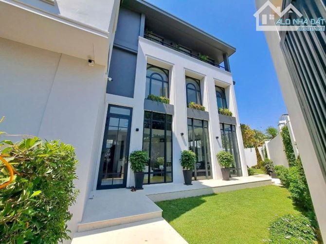 Giảm 15 tỷ - bán gấp biệt thự ven sông Bình An. DT 16x23 CN 360m2 full nội thất chỉ 76 tỷ - 3