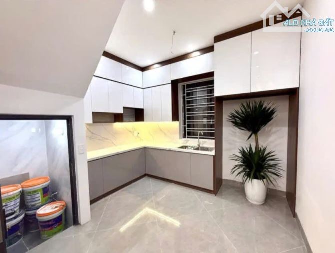 🍀🍀 SIÊU RẺ - 5,3 TỶ - 48M - BÁN NHÀ NGỌC THỤY - THOÁNG MÁT - GẦN Ô TÔ - DÂN XÂY - 3