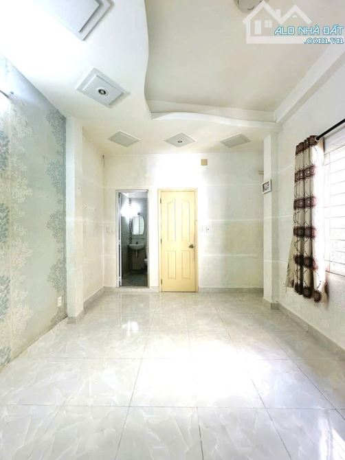 🏡💥Ở NGAY💥VIP NGUYỄN VĂN TRỖI💥PHÚ NHUẬN💥3 TẦNG BTCT💥NGANG 4,5M💥32M2💥CHỈ 5.X TỶ TL🌹 - 3