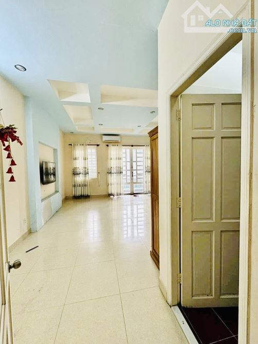 Khu Tên Lửa - Nhà thờ PhaoLô - 5m x 20m - 4 tầng - 4PN - Gần công viên - 3