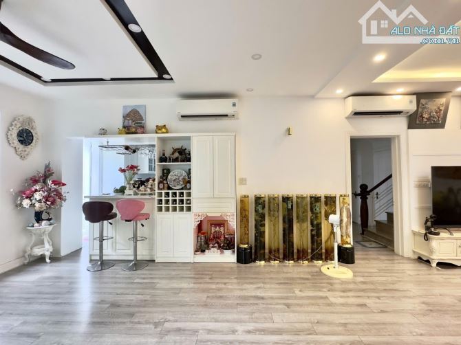 Bán liền kề biệt thự Văn Quán, 80m, 4 tầng, gara ô tô, 20 tỷ - 3