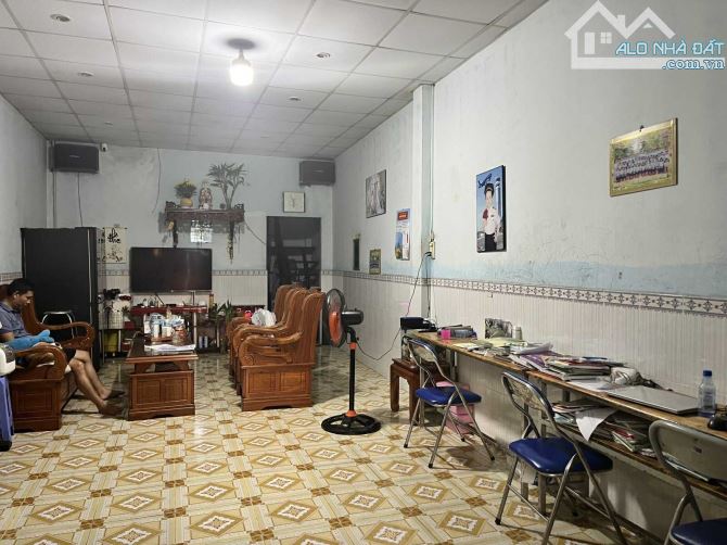Bán Nhà Năm Lân Bà Điểm, 55m2, 2 Tầng Đường 6m Thông,100mra QL1A, gần cầu vượt An Sương, - 3