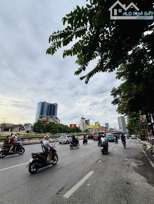 NHÀ MẶT NGÕ Ô TÔ 7 CHỖ, PHÂN LÔ QUÂN ĐỘI – GIÁ CỰC KÌ HIẾM, NẰM NGAY NGÃ TƯ SỞ - 3