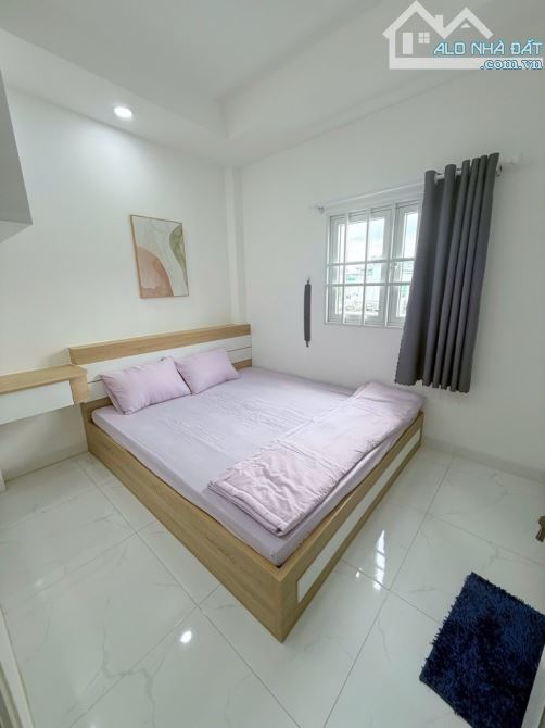 Bán nhà Nguyễn Cửu Vân Bình Thạnh, 5 tầng, Full nội thất xịn sò, mặt tiền bự, chỉ 7.x tỷ - 4