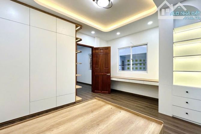 Bán nhà hẻm xe hơi, Nguyễn Đình Chính, Phú Nhuận, 55.7m² (4.3m x 14m) - Giá 12.9 tỷ TL - 4