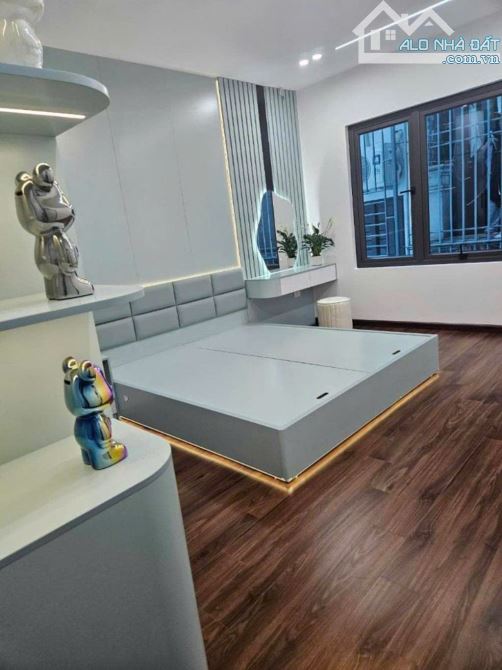 Bán nhà Ngọc Trục - Đại Mỗ 35m2 x 5 tầng, chỉ ̉̉ 6 tỷ, 3pn - ô tô gần - 4