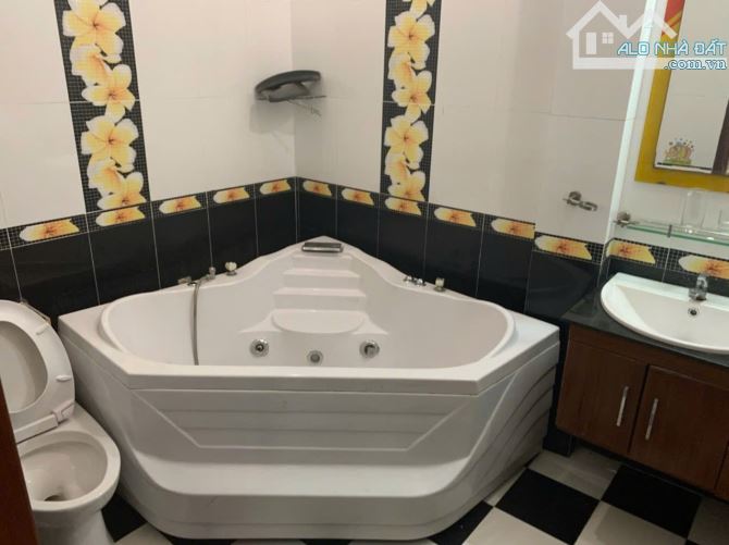 Bán nhà mặt tiền Dương Quảng Hàm, Gò Vấp 16 Tỷ - 4