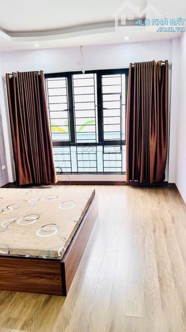 🏠 PHÚC LỢI – 30M², 5 TẦNG, 3 NGỦ Ở NGAY – 5,55 TỶ - 4