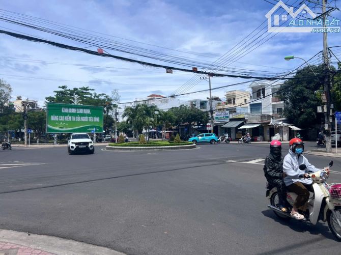 Cần bán lô đất tặng nhà cấp 4 đường Nguyễn Lộ Trạch. Gần Biển Hoàng Diệu - Tp Nha Trang - 4