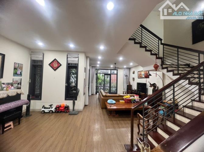 Nhà Đẹp Khu Nguyễn Hoàng 10x20, Hầm 3 Lầu Chủ Thiện Chí Bán - 4