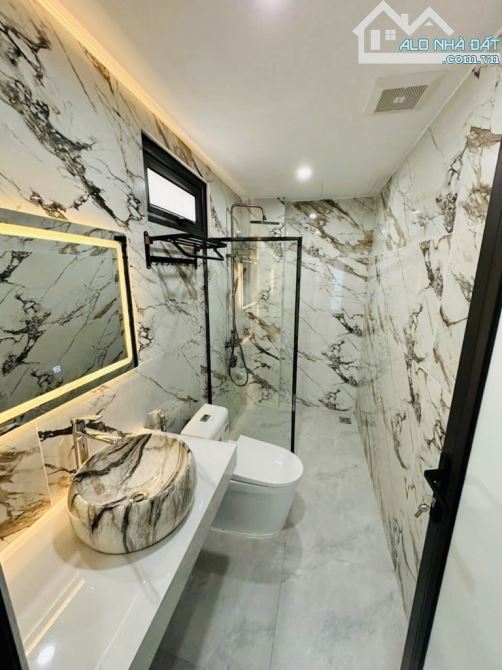 THẠCH BÀN LONG BIÊN CHỈ HƠN 5 TỶ NHÀ 5 TẦNG MỚI CÁCH Ô TÔ TRÁNH 10M - 4