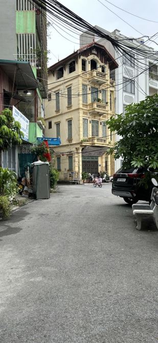 NHÀ PHÂN LÔ CÁN BỘ_BTCT CHẮC CHẮN_HAI MẶT ĐƯỜNG OTO TRÁNH_CÁCH PHỐ BÀ TRIỆU 20M_AN NINH TỐ - 4