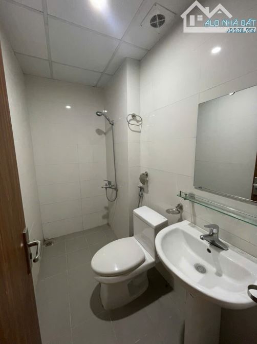 Cho thuê góc Thanh Bình 76m2, 2 ngủ 2vs, tầng cao, đầy đủ nội thất đẹp, ở được luôn - 4