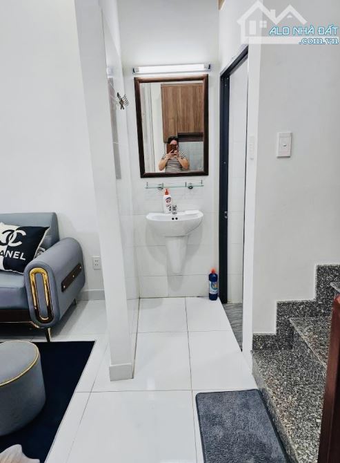 Bán Nhà Nguyễn Văn Quá Q12 - 38M2(4,5 x 9 )- 4Tầng- HXH- Chỉ 4,05 Tỷ. - 4