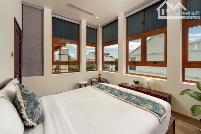 Bán villa 6 phòng ngủ trung tâm Hội An đang hoạt động tốt - 4