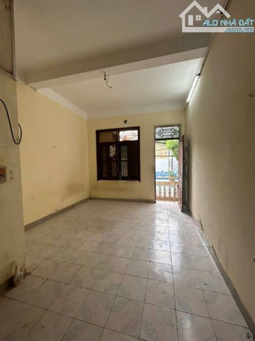 MẶT PHỐ NGUYỄN VIẾT XUÂN HÀ ĐÔNG KD SẦM UẤT 33M 4 TẦNG - 4