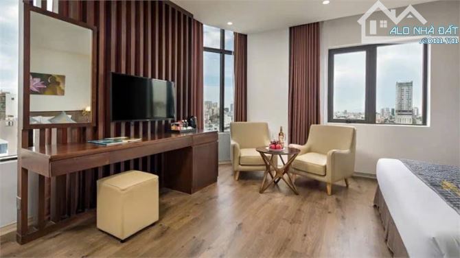 Bán căn khách sạn 13 tầng mặt tiền đường Chính Hữu - 4