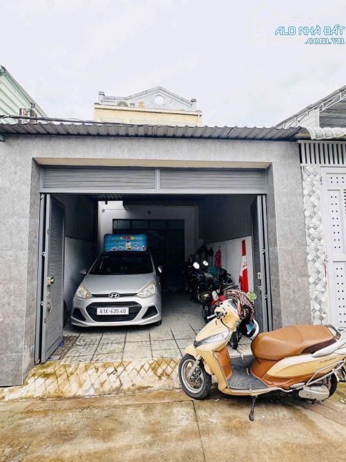 NHÀ Ở NGAY, 2 TẦNG, DT 81M2 (4x22), HẺM OTO VÀO NHÀ, 3 ĐỒNG TL - 4