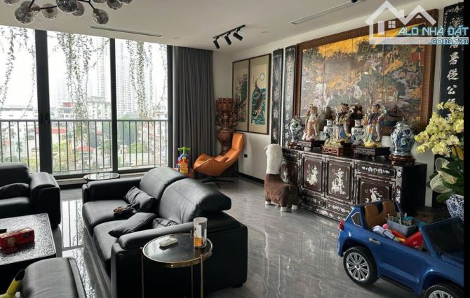 SIÊU PHẨM MẶT PHỐ NGUYỄN HOÀNG TÔN 169M2 x 9 TẦNG – SÁT CIPUTRA – DÒNG TIỀN 2,4 TỶ/NĂM - 4