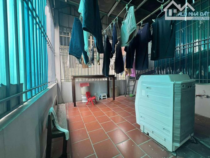 Hàng hiếm tại Vườn Hồng–Lai Xá–Hoài Đức: 42m², xây 4.5 tầng, MT gần 4m, 2 thoáng, đường 6m - 4
