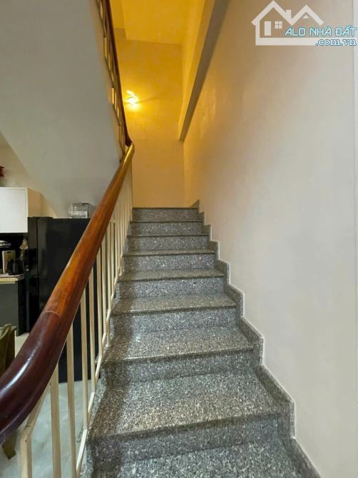 CH0 THUÊ NHÀ 3 TẦNG MẶT TIỀN BÙI XUÂN PHÁI - GẦN TRƯỜNG LUẬT, TP HUẾ - 4