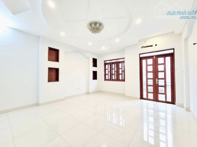 Mặt tiền nội bộ khu Tên Lửa - Chợ Da Sà - 4 tầng - 5m x 20m - Đường 10m thông - 4