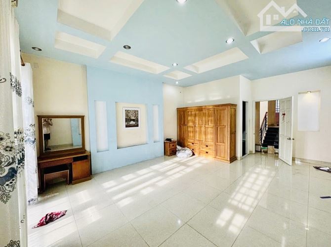 Khu Tên Lửa - Nhà thờ PhaoLô - 5m x 20m - 4 tầng - 4PN - Gần công viên - 4