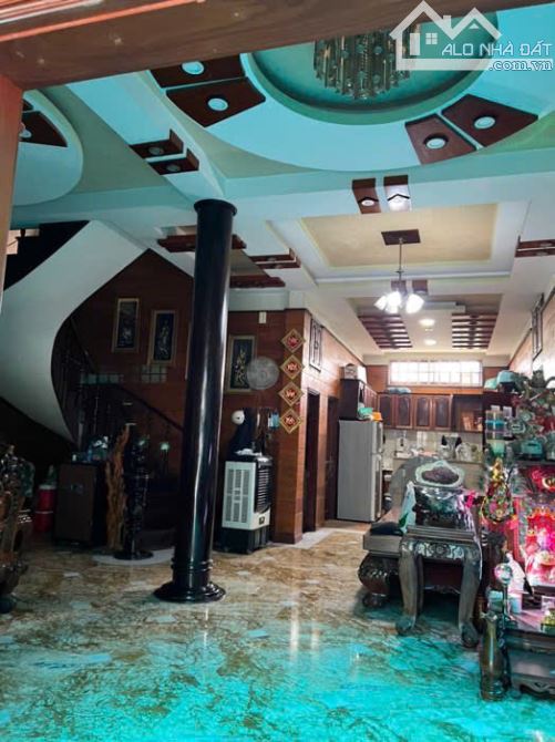 Bán Biệt thự 3 lầu mái Thái ngang khủng 53m 1.316m2 đường 16m kế CVPM Quang Trung 56 tỷ. - 4