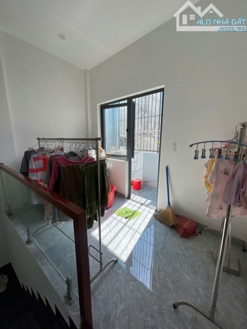 NHÀ 3 TẦNG 3 MÊ 54M2- KIỆT 3M LÊ ĐÌNH THÁM- HẢI CHÂU- CHỈ 4.2T.Ỷ. - 4