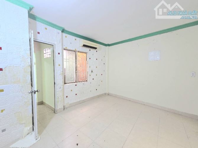 😍😍 CMT8, P10, Q3, 2 MẶT HẺM, 47M2, 2 TẦNG, 3 PN. GIÁ: 5,6 TỶ😍😍 - 5