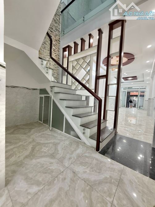 Nhà HXH Đường số 4_ Bình Hưng Hòa, Bình Tân. DT 92m2 - 2 tầng (4m x 23m). Giá 7.2 tỷ. - 5