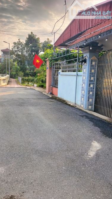 Kiêu Kỵ-DT 42m Vuông Vắn-Gần Hồ- Cạnh 5B_VinOCP- Ở Đầu Tư Đỉnh chỉ 3,55 Tỷ - 3