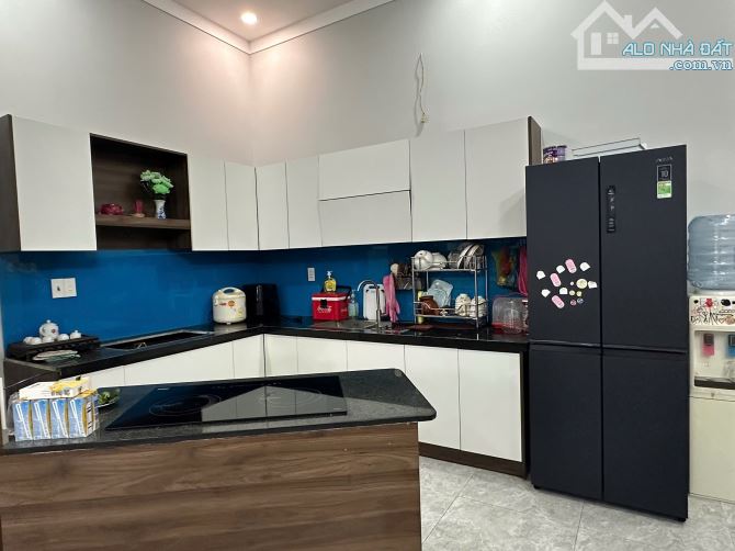 Nhà c4 3pn cuối ymoan rẽ trái - 2.250 - 5