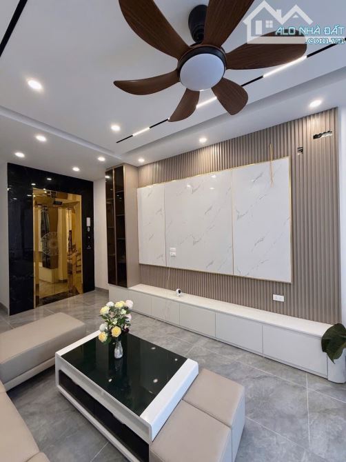 SIÊU PHẨM NGỌC THUỴ DÂN XÂY 7 TẦNG THANG MÁY - FULL NỘI THẤT NHẬP KHẨU CAO CẤP - - 5