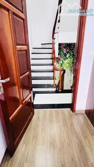 🏠 PHÚC LỢI – 30M², 5 TẦNG, 3 NGỦ Ở NGAY – 5,55 TỶ - 5