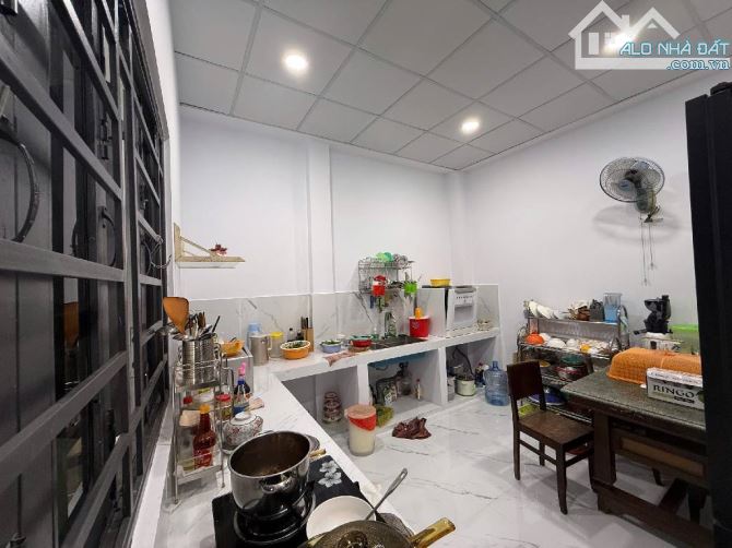 🏕 Nhà đường Rạch Cùng P7 Q8  DT 8,5 x 30, hậu 13m. Giá 9 tỷ  🌹👉CHÍNH CHỦ TỰ XÂY CỰC KỲ - 5