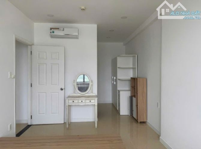 Chung cư Tân Phước, Lý Nam Đế, Q11: 2p ngủ, 2wc, Ko NT, 11tr5/th - 5