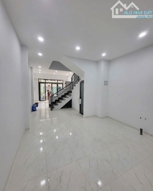 bán nhà mới hẻm 85 Trần Đình, p nguyễn cư trinh, Q1 .DT:4x13m.5 tầng .Gía :15.5 tỷ - 5