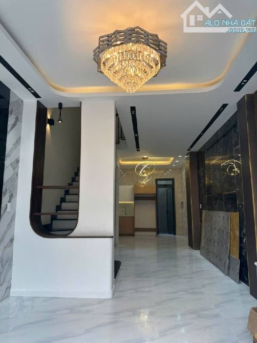 TỈNH LỘ 10 - TÂN TẠO - BÌNH TÂN - 50M2 - 3 TẦNG 👉 5️⃣🧄1️⃣  + 1 Trệt 2 lầu, 3PN, 4WC, sân - 5