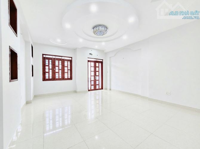 Mặt tiền nội bộ khu Tên Lửa - Chợ Da Sà - 4 tầng - 5m x 20m - Đường 10m thông - 5