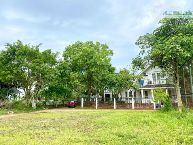 Lô góc 1000m2, sẵn khuôn viên nhà vườn nghỉ dưỡng, view núi Tản Viên, Ba Vì, Hà Nội - 5