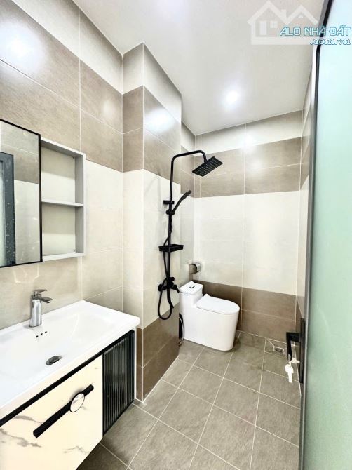 Bán Nhà Hẻm Xe Hơi Bình Qưới gần Cầu Kinh, P27 Bình Thạnh - 4 tầng BTCT mới (4.5x18) - 10t - 6
