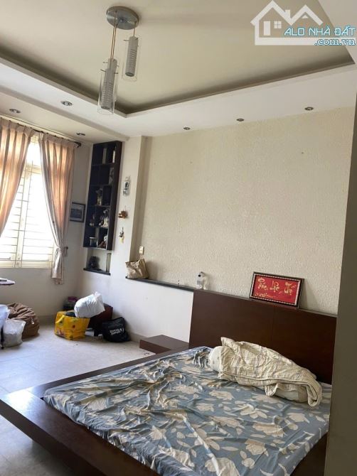 BIỆT THỰ HXH - PHẠM VĂN HAI - TÂN BÌNH - DT:133M2 NGANG 5M - 3 TẦNG - CHỈ 18,5 TỶ - 6