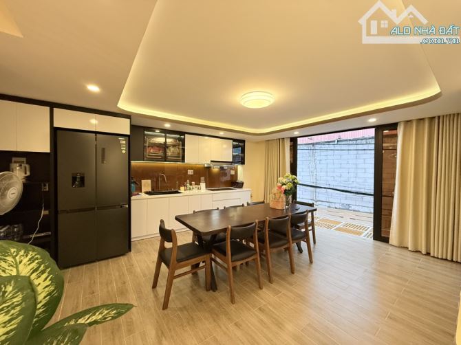 HẺM XE HƠI ĐƯỜNG PHẠM VĂN CHIÊU - DT 72M - 6 TẦNG - GIÁ 10.8 TỶ - 6